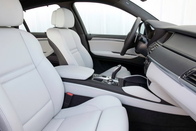 028C01EA02011736-photo-bmw-x6-m.jpg