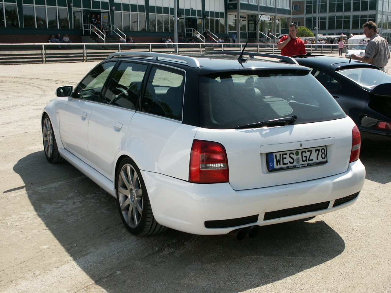 b_1_q_0_p_0.jpg?u=https%3A%2F%2Ffarm1.st