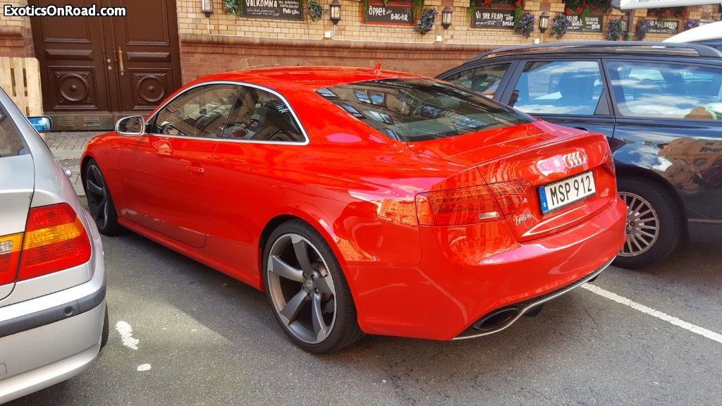 112125AUDIRS52723.jpg