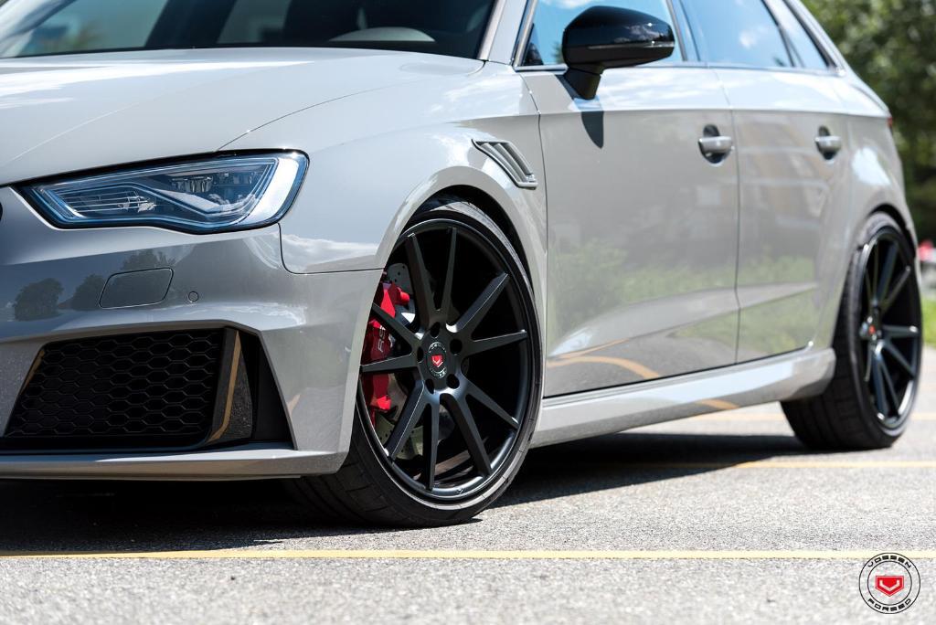 112319AUDIWHEELS0897G2RS38V.jpg