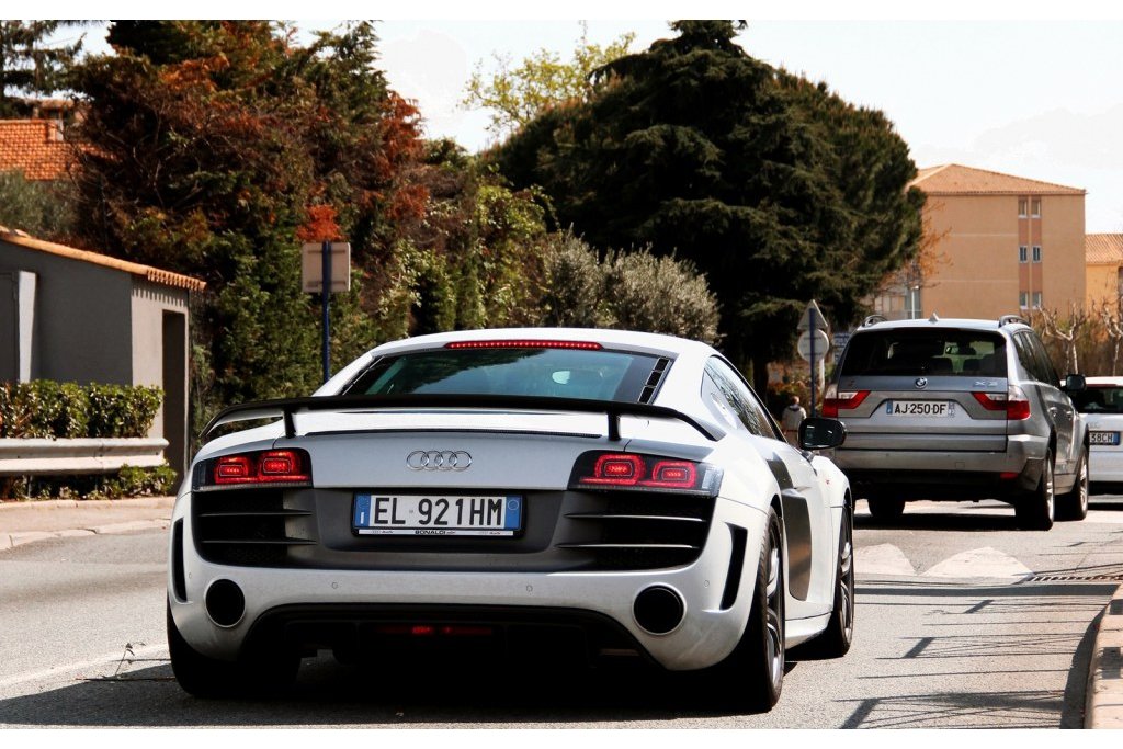 112667R8GT396ESQUIROU.jpg
