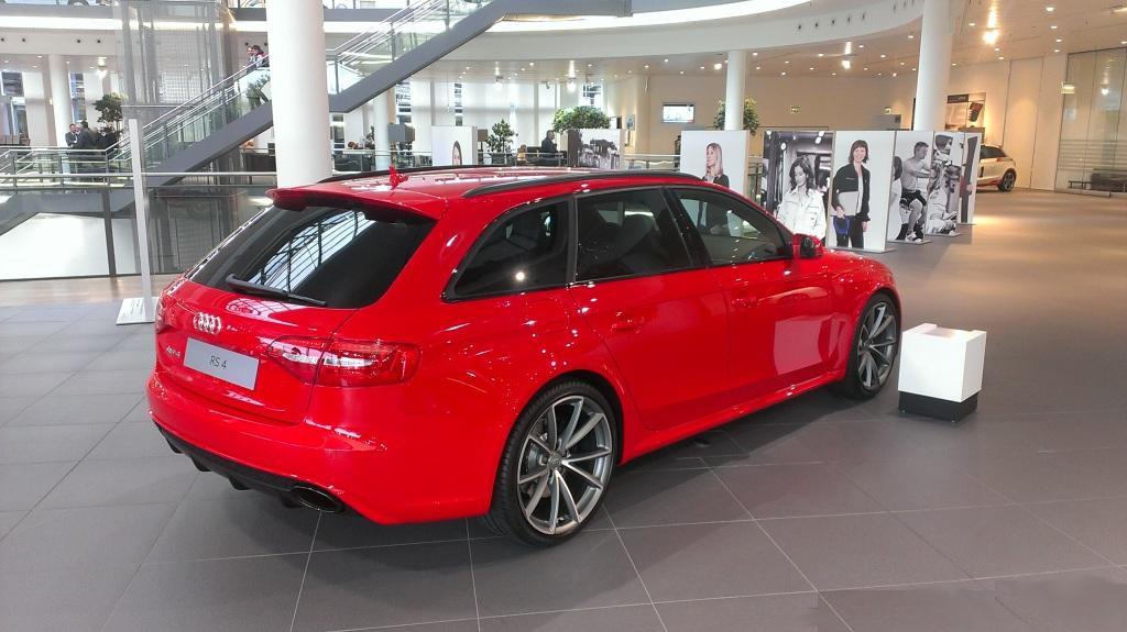 114300RS4B8311.jpg