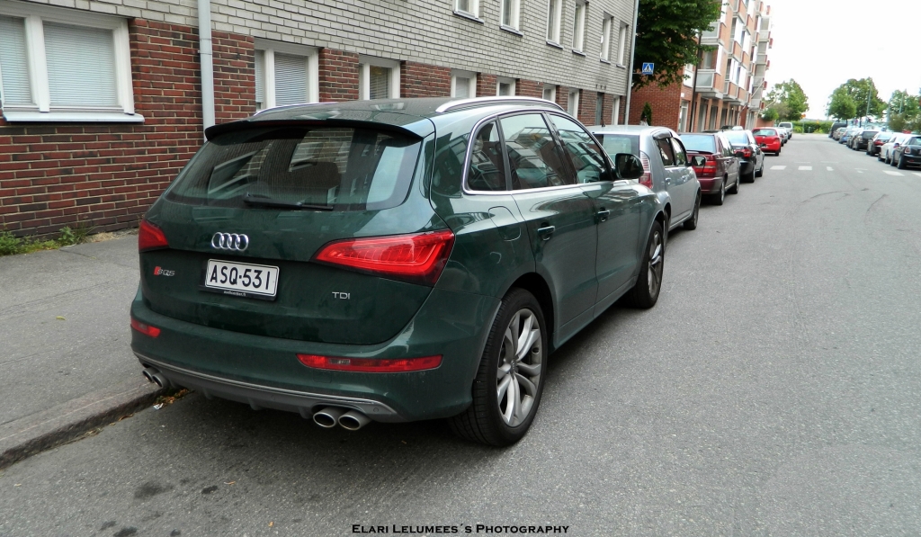 114797AUDISQ51197.jpg