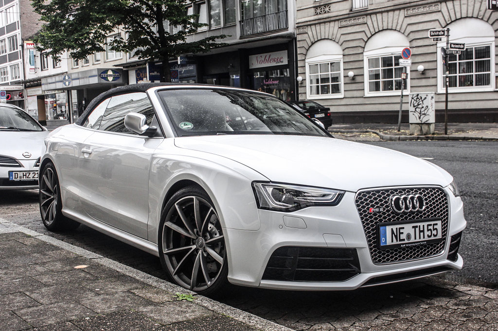 117438390RS5CABRIOLET.jpg