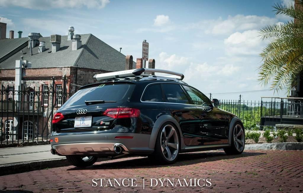 1181211660AUDIA4ALLROAD.jpg