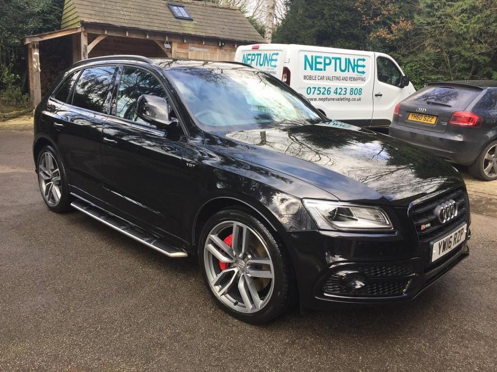 118301AUDISQ52341.jpg
