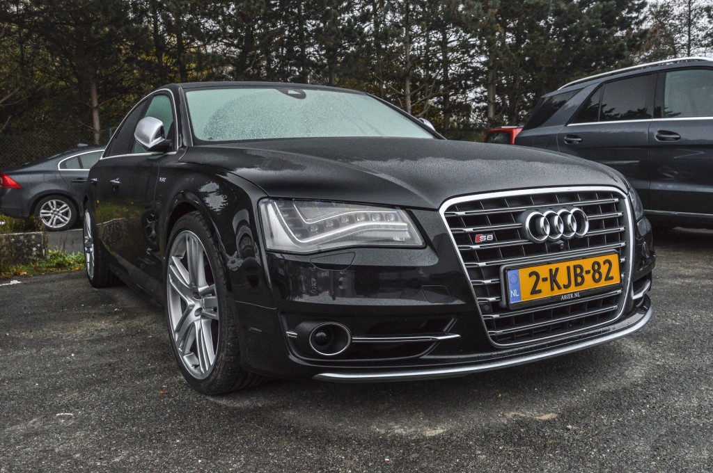 118727S8D41208.jpg
