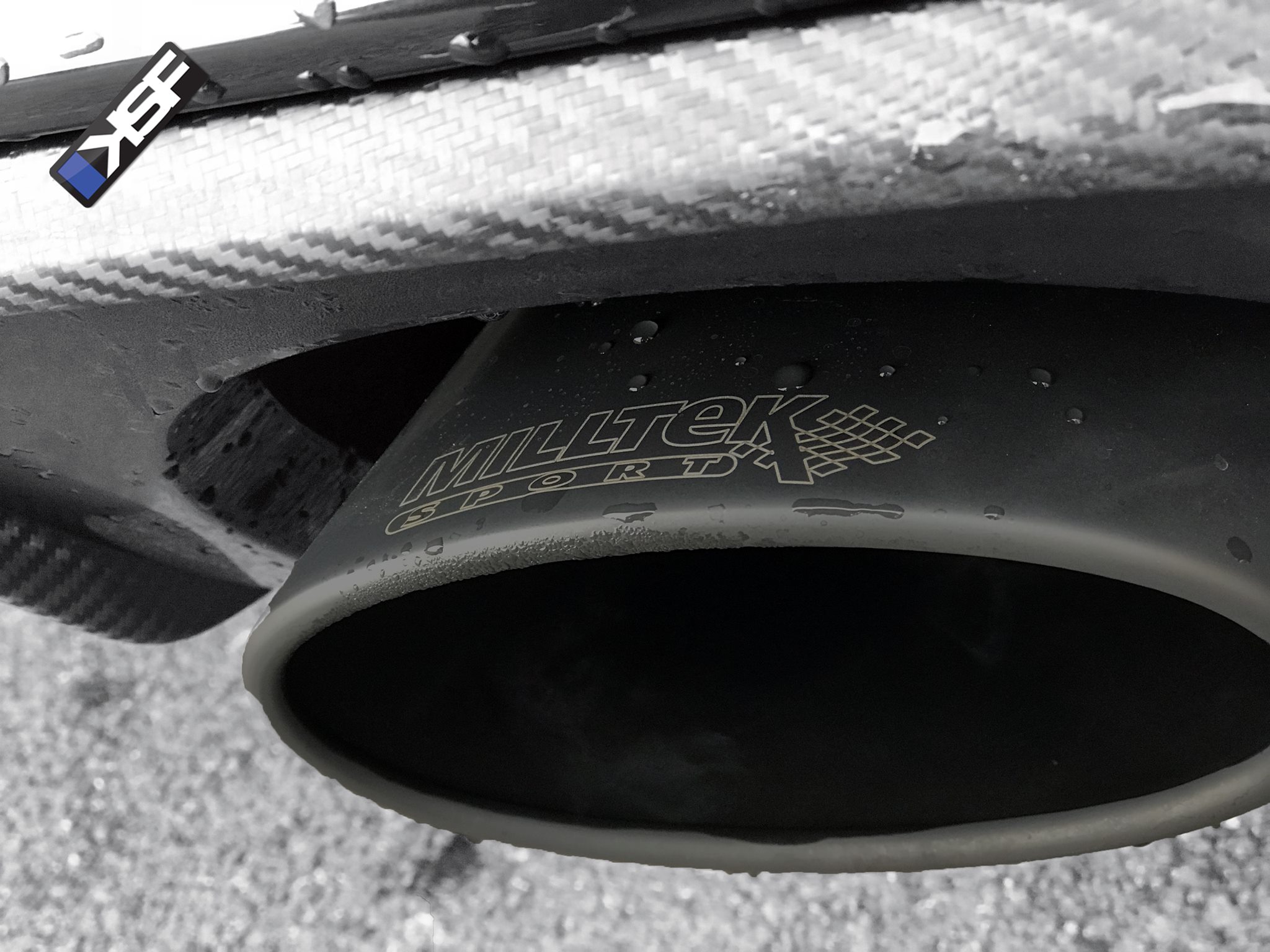 23333926_1924416450920847_19817707687592