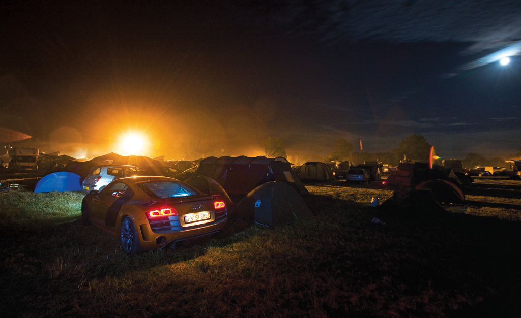 121764R8GT065ESQUIROU.jpg