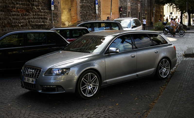 122010224S6ESQUIROU.jpg
