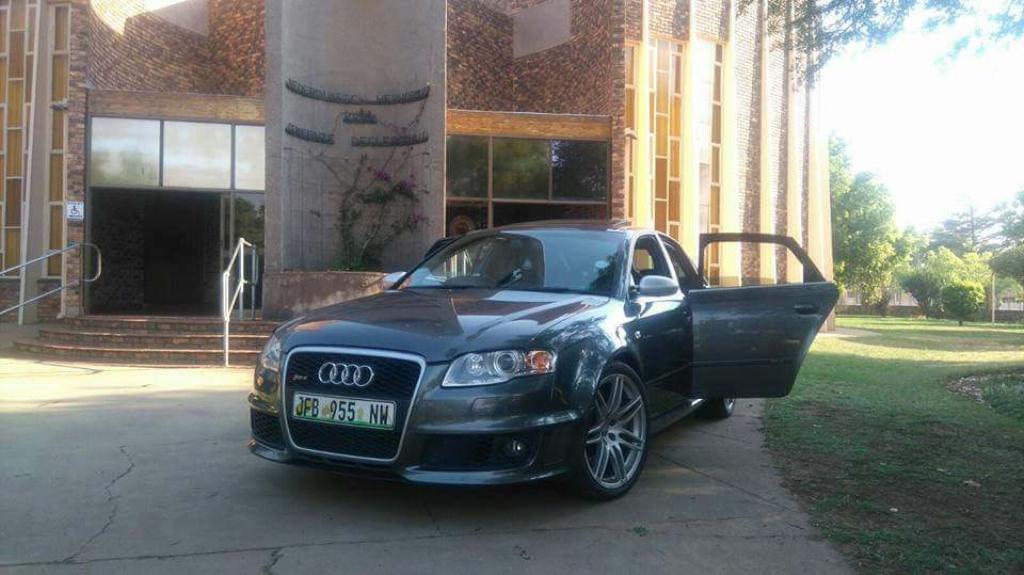 122198AUDIRS43016.jpg