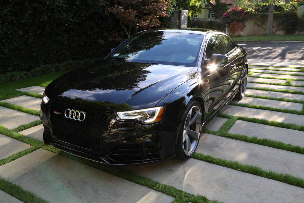 122808AUDIRS5524.jpg