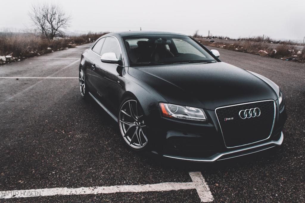 124750AUDIRS53167.jpg
