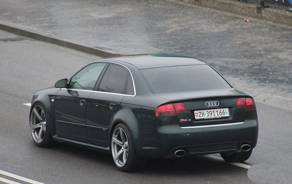 125817AUDIRS42454.jpg