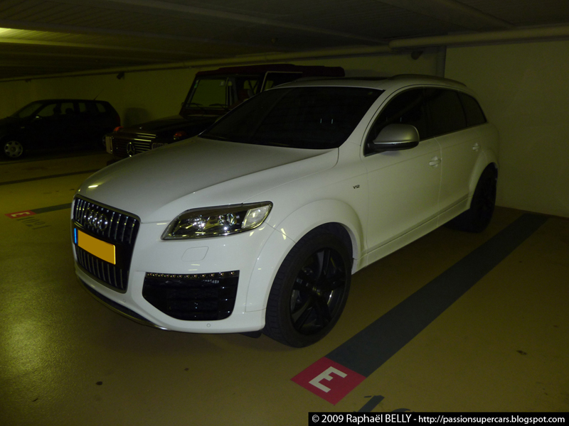 126429009Q7V12ESQUIROU.jpg
