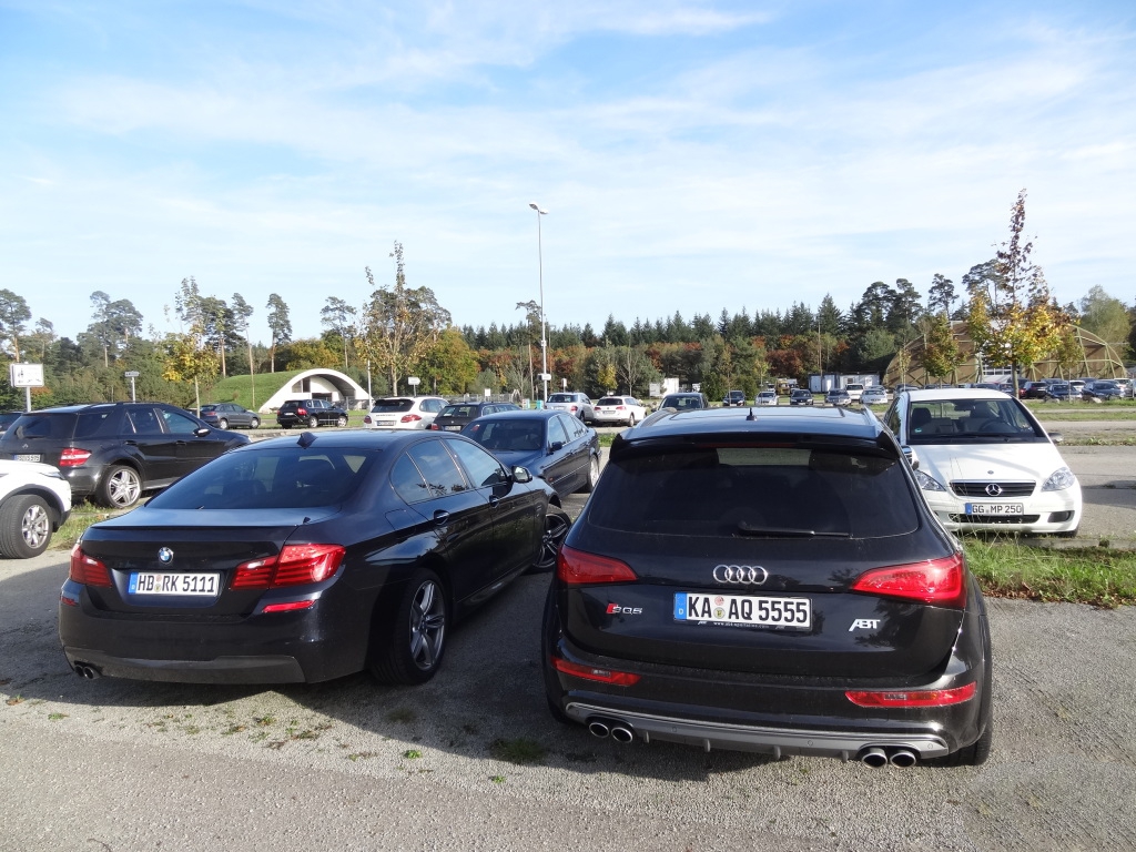 126479AUDISQ51397.jpg