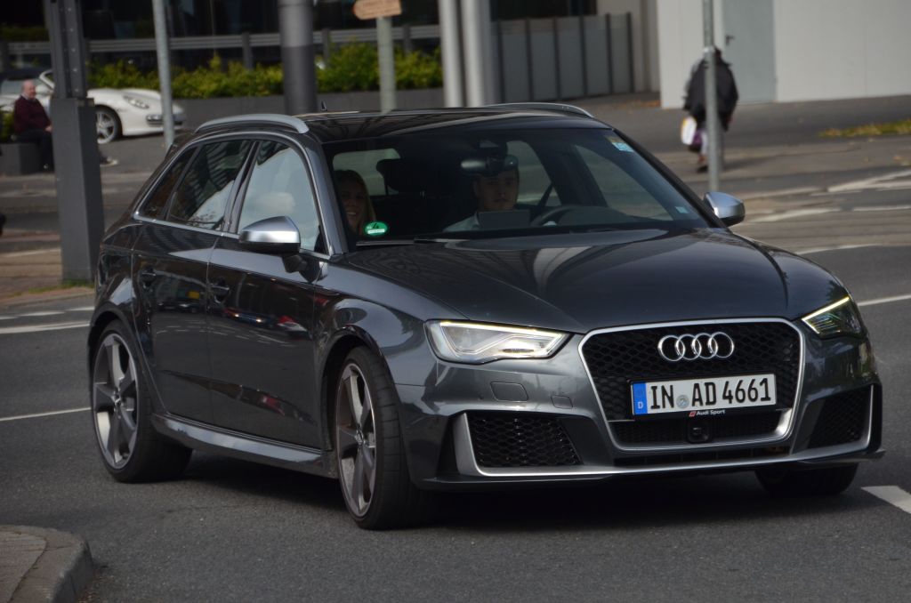 126924RS38V0716.jpg