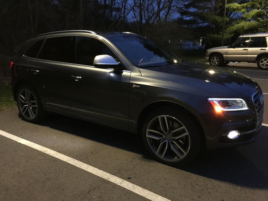 127622AUDISQ52388.jpg
