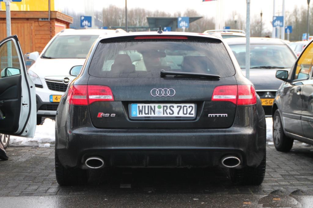 128165RS62512.jpg