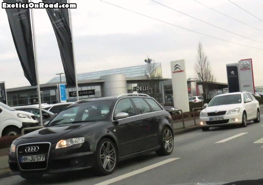 128773AUDIRS43014.jpg