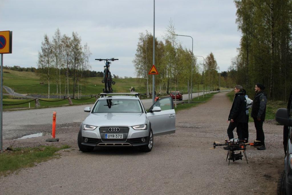 128873893AUDIA4ALLROAD.jpg