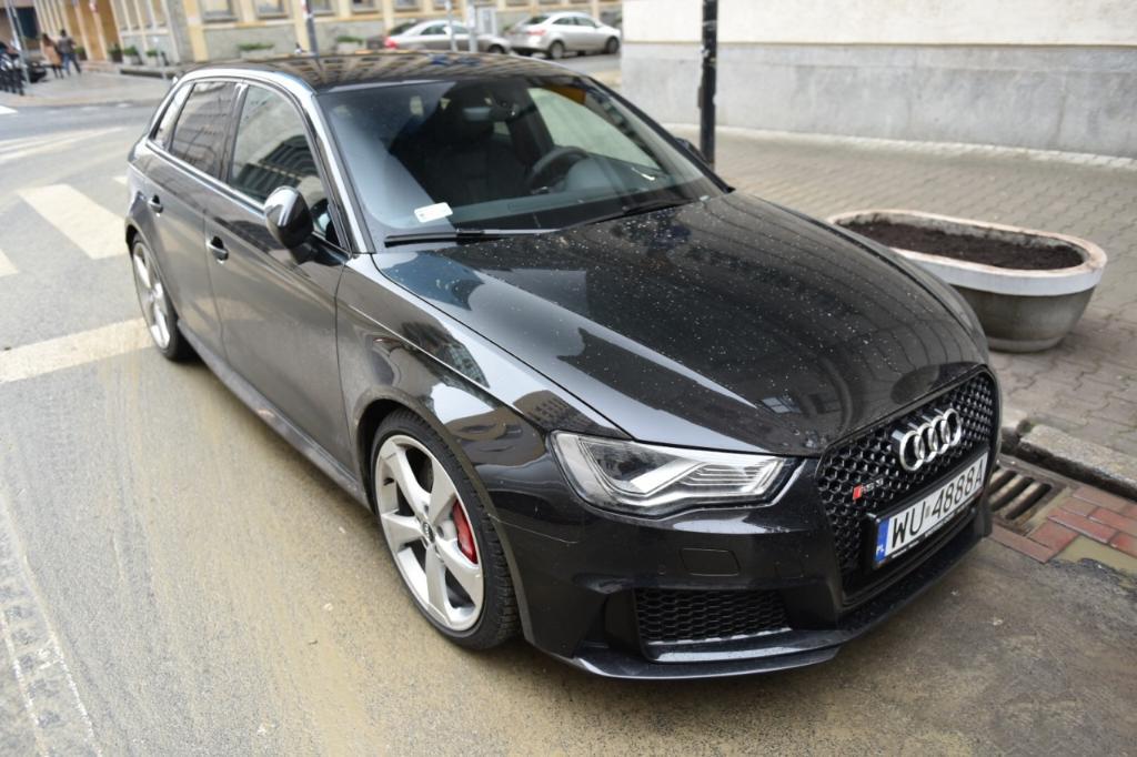 129688RS38V1737.jpg