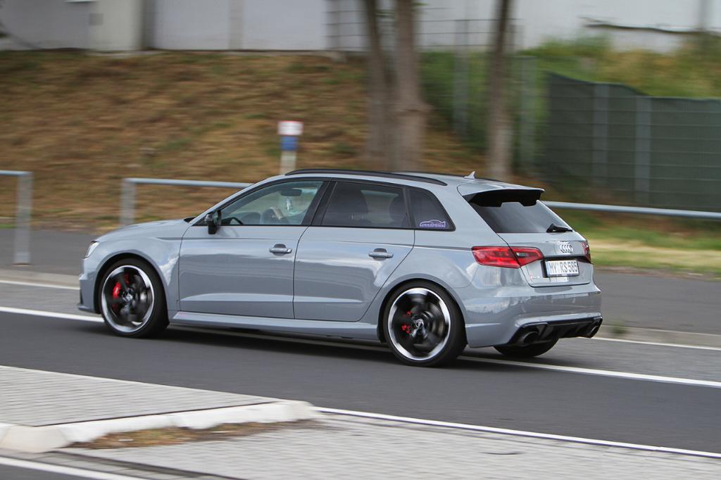 129692RS38V2864.jpg