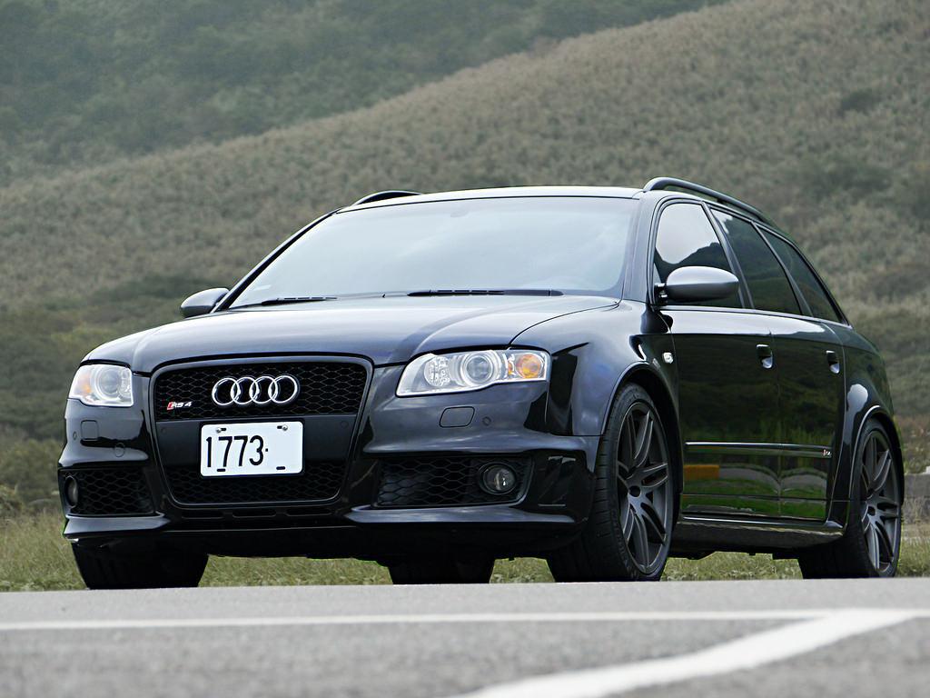 134410AUDIRS42833.jpg