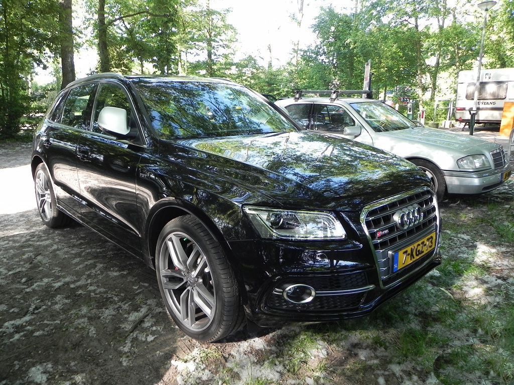 135332AUDISQ5666.jpg