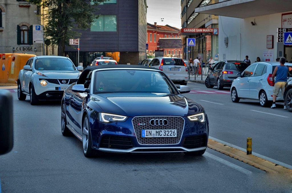 135763422RS5CABRIOLET.jpg