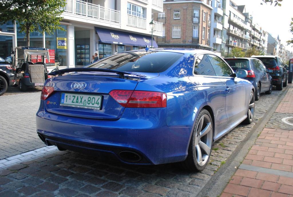 137097AUDIRS52653.jpg