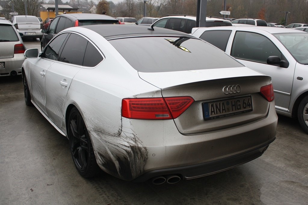 137136531S5SPORTBACK.jpg