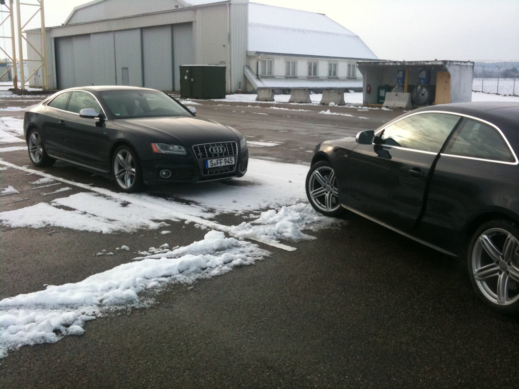 138156060S5ESQUIROU.jpg