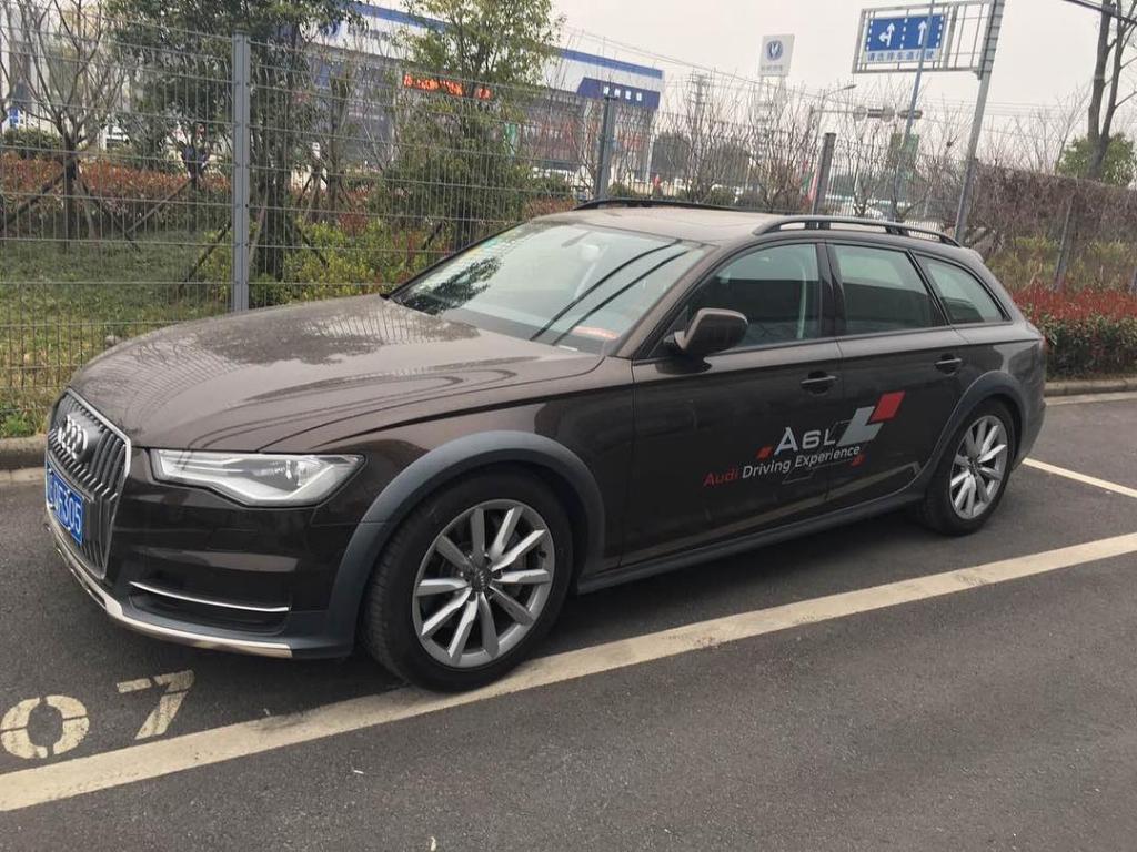 138919959AUDIA6C7ALLROAD.jpg