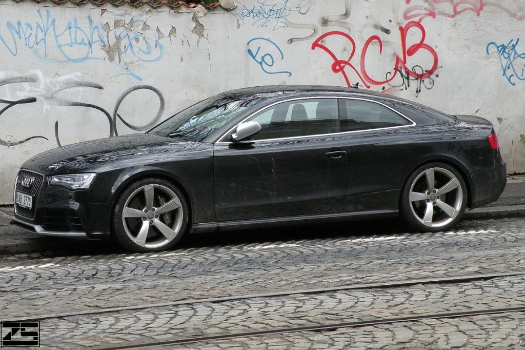 139329AUDIRS53189.jpg
