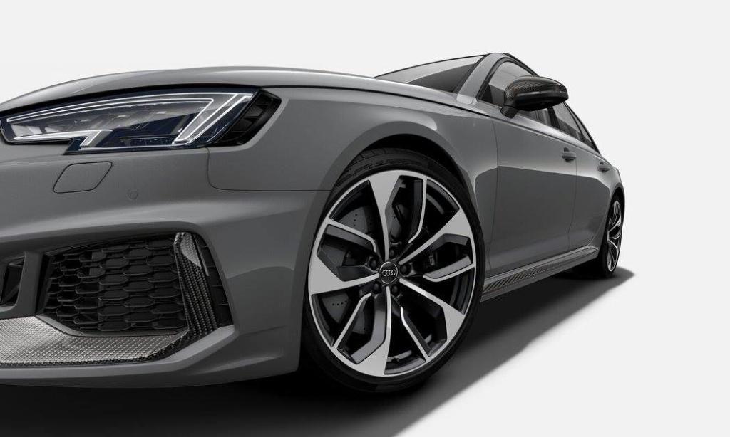 139948AUDIRS4B90116.jpg