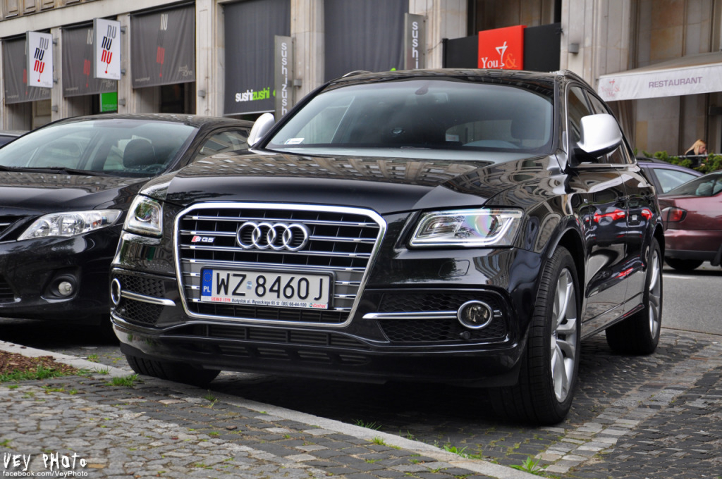 140674AUDISQ51131.jpg