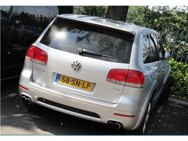 143714W12TOUAREG140ESQUIROU.jpg