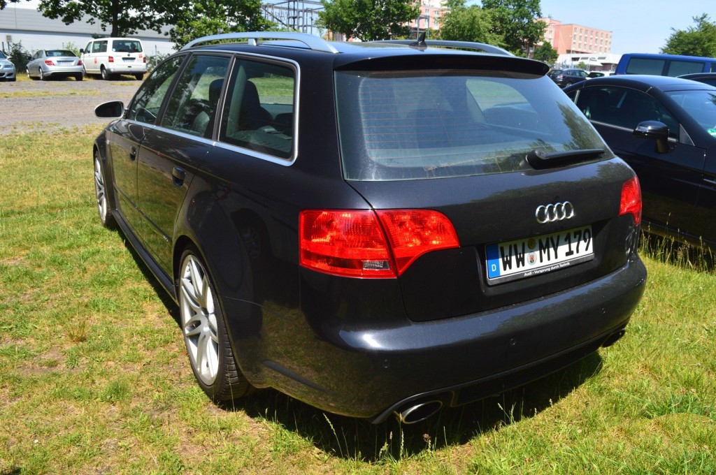 144266AUDIRS42160.jpg