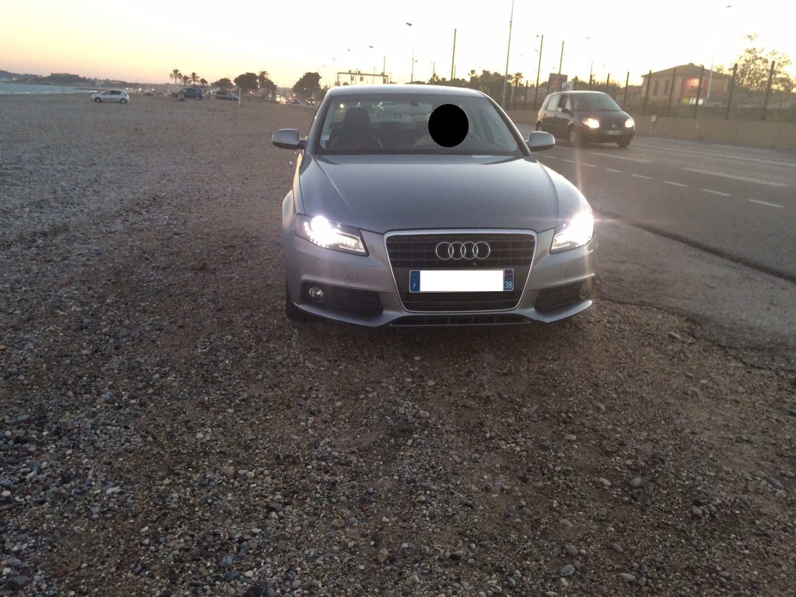 1446580484-image1.jpg