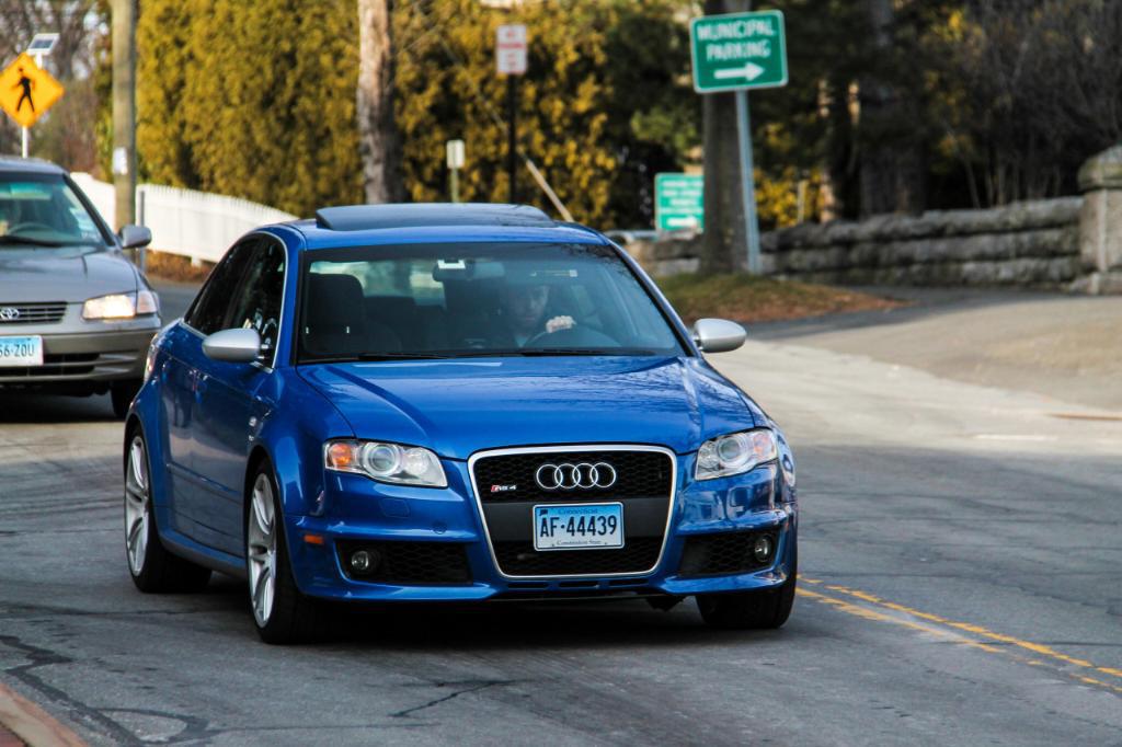 146453AUDIRS43288.jpg