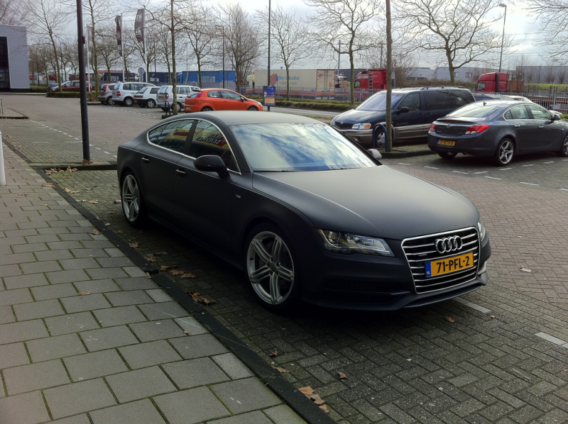 146576029AUDIA7ESQUIROU.jpg