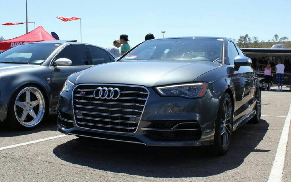 147099S38V945.jpg