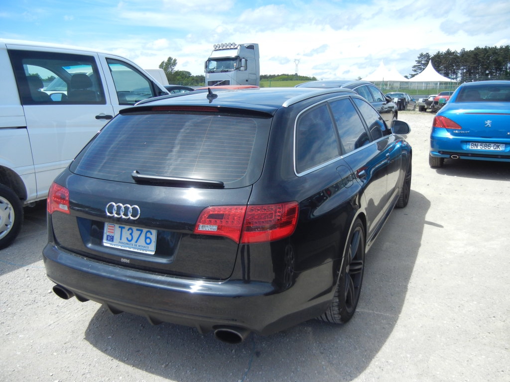 148482RS6779.jpg