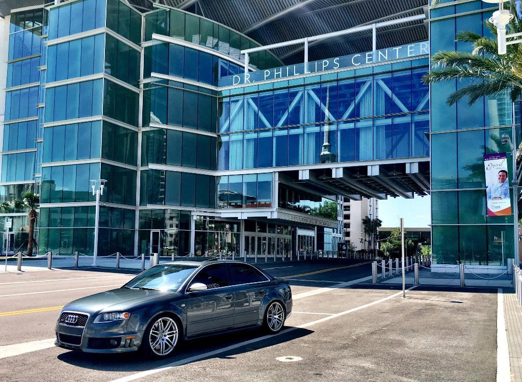 150681AUDIRS42555.jpg