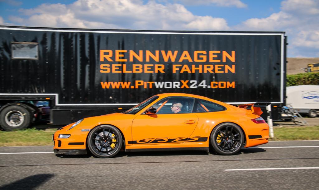 1506871952GT3RS.jpg