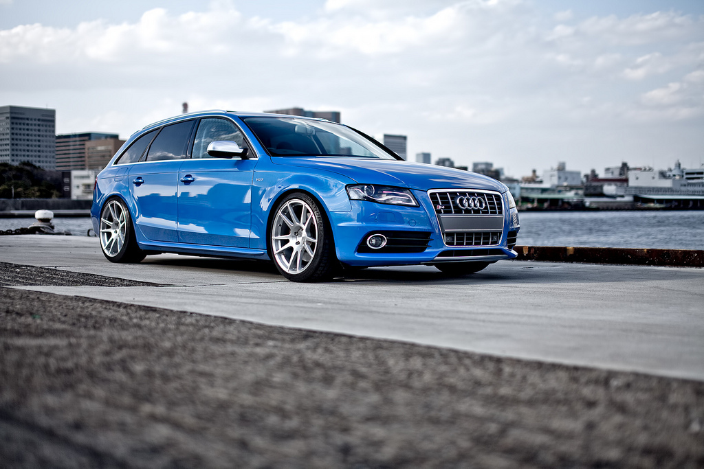 151617296S4ESQUIROU.jpg
