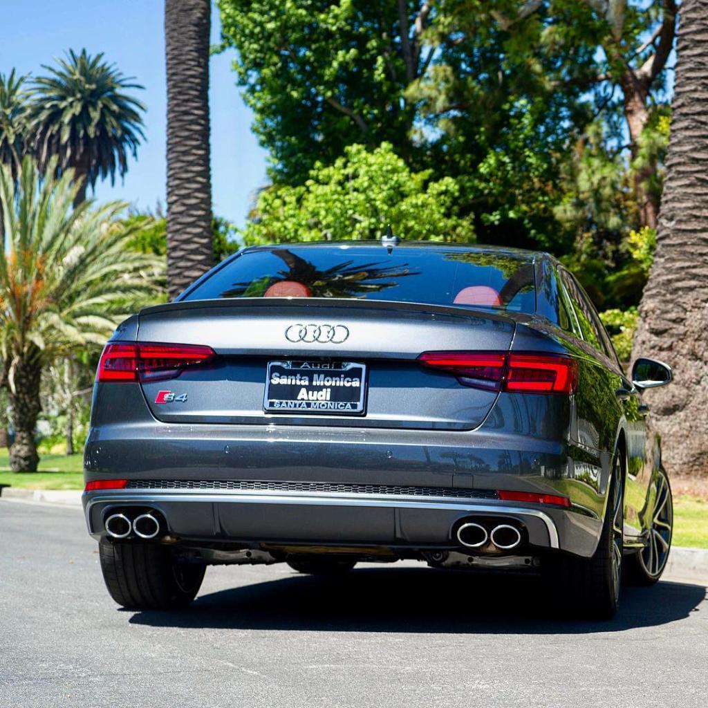 151927S4B90508.jpg
