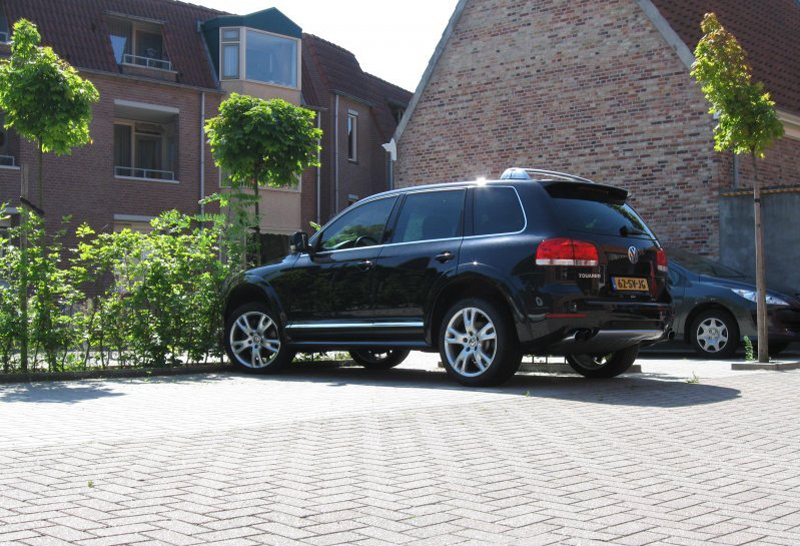 152619W12TOUAREG308ESQUIROU.jpg