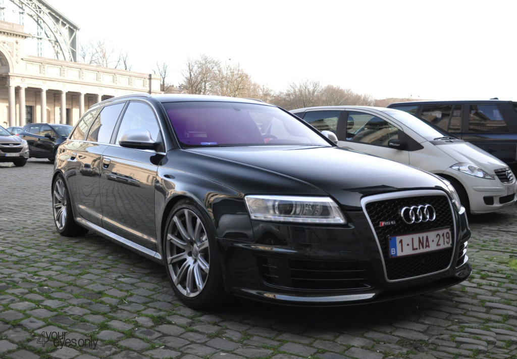 153296RS61997.jpg